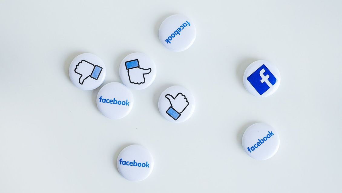 Buttons med Facebook-logo